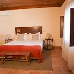 O Pombal Bed & Breakfast 4*