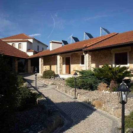 O Pombal Bed & Breakfast Alcanena