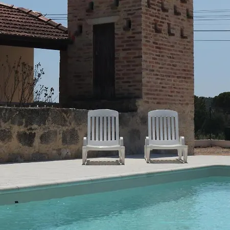 O Pombal Bed & Breakfast *