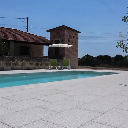 Bed & Breakfast O Pombal 4*