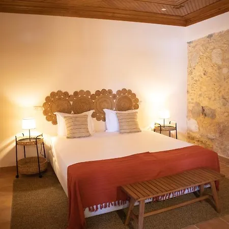 Bed & Breakfast O Pombal 4*