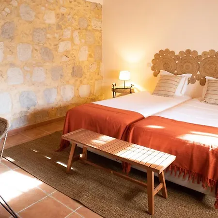 O Pombal Bed & Breakfast