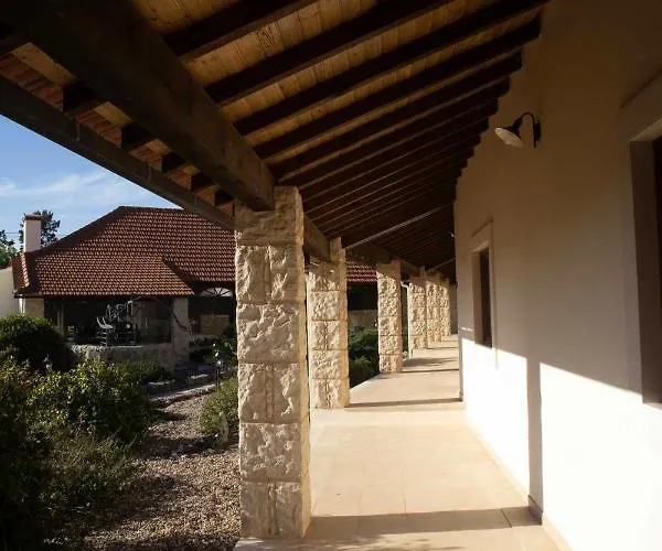 Bed & Breakfast O Pombal Alcanena